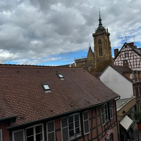 De Standing Hypercentre Apartment